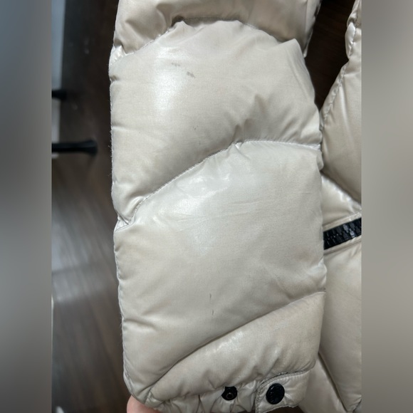 Moncler Akebia Giubotto Down Jacket - Size 3 - Picture 8 of 9